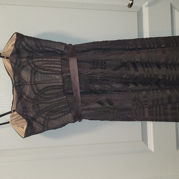 BCBG Max Azria Size 2 Chocolate Gown. - Picture 10 of 13